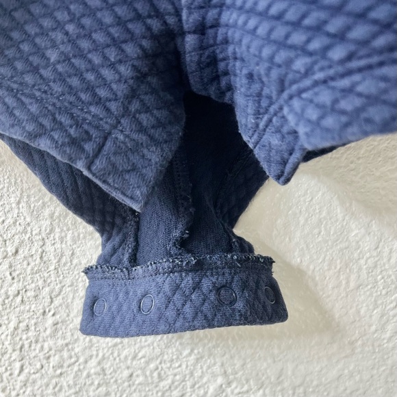 ♥️HP JANIE AND JACK Quilted Bloom Romper Sz 18-24 M Navy White Jumpsuit Flower - Picture 5 of 10